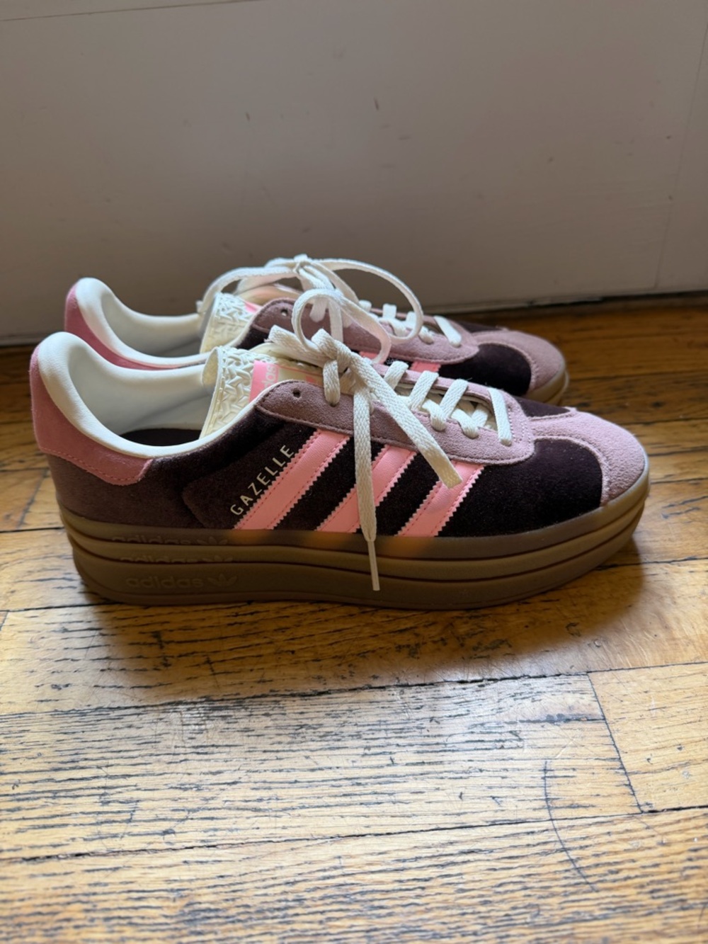 NWOT!🔥adidas shadow brown / warm clay / glow pink